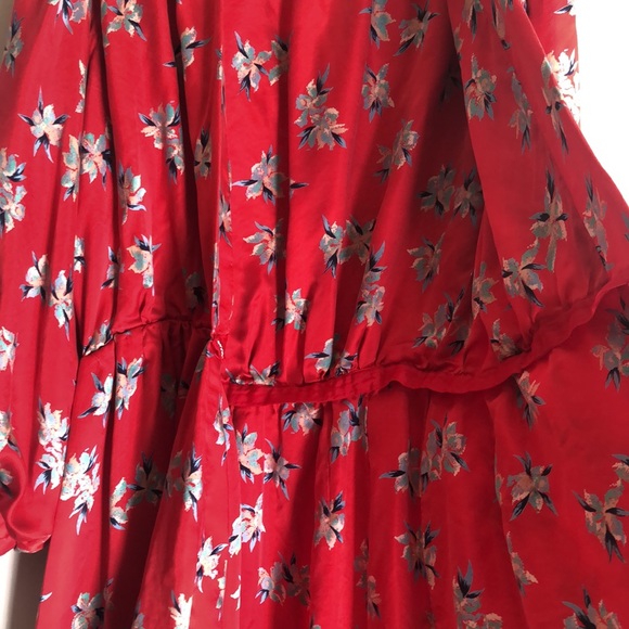 DONATED 🎉HP🎉 Gorgeous Vintage Wrap Dress ❤️ - Picture 8 of 10
